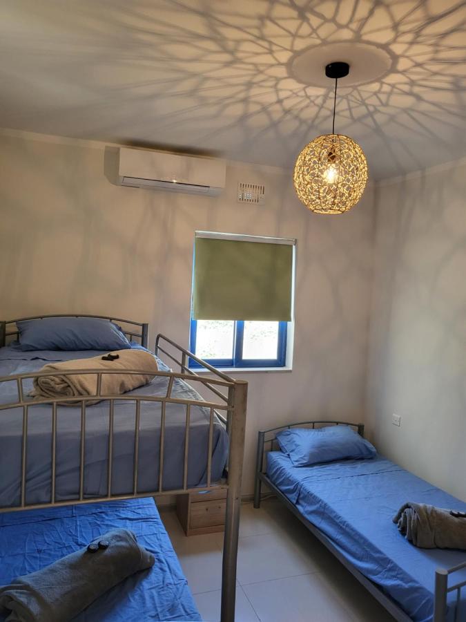 Ir-Rixa Holiday Penthouse Għajnsielem Kültér fotó
